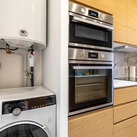 Warm - 2br 4p - Near Lägenhet Cannes