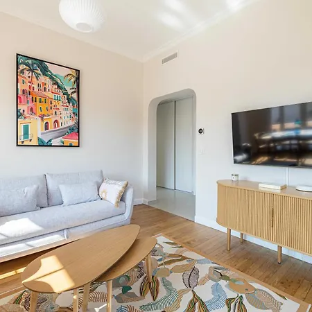 Warm - 2br 4p - Near * Cannes