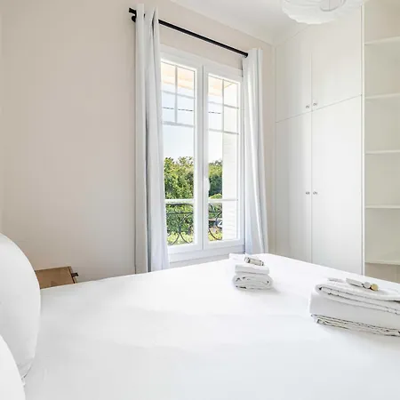 Warm - 2br 4p - Near